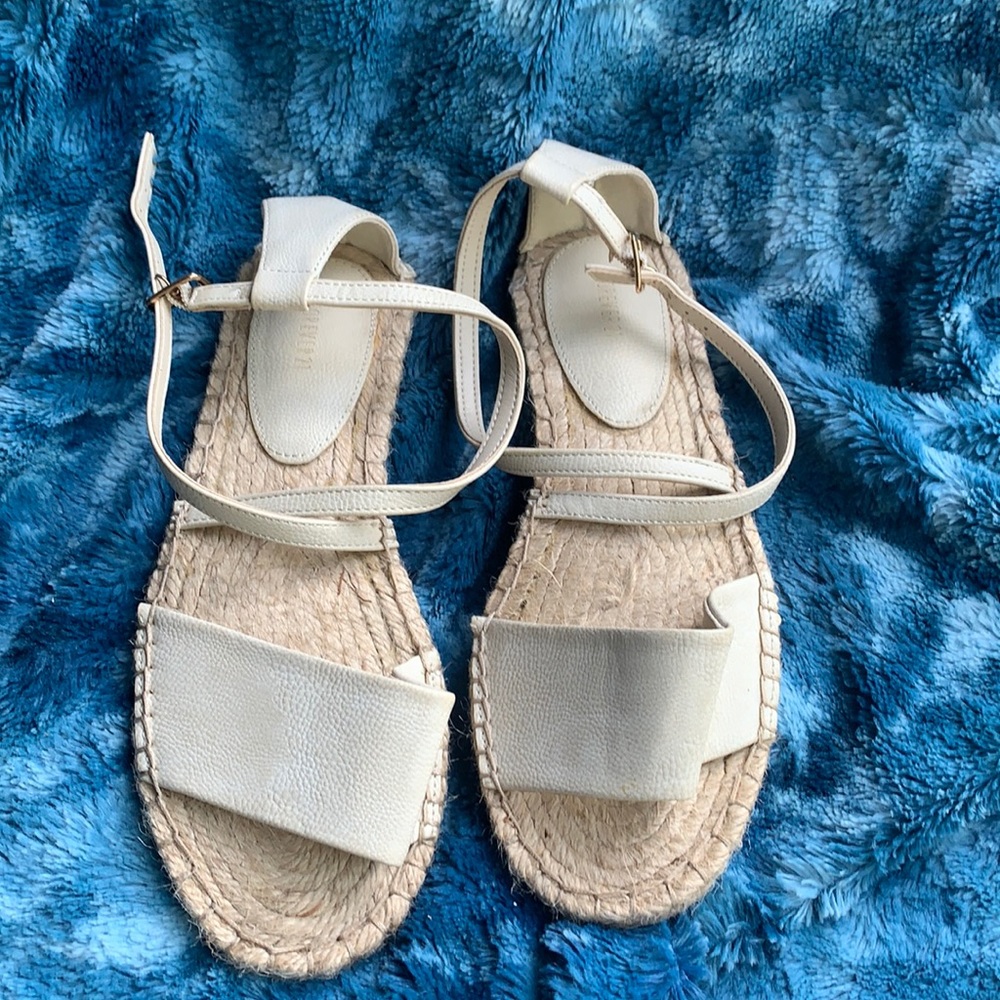 Women’s size 7 Forever 21 Espadrille Sandals